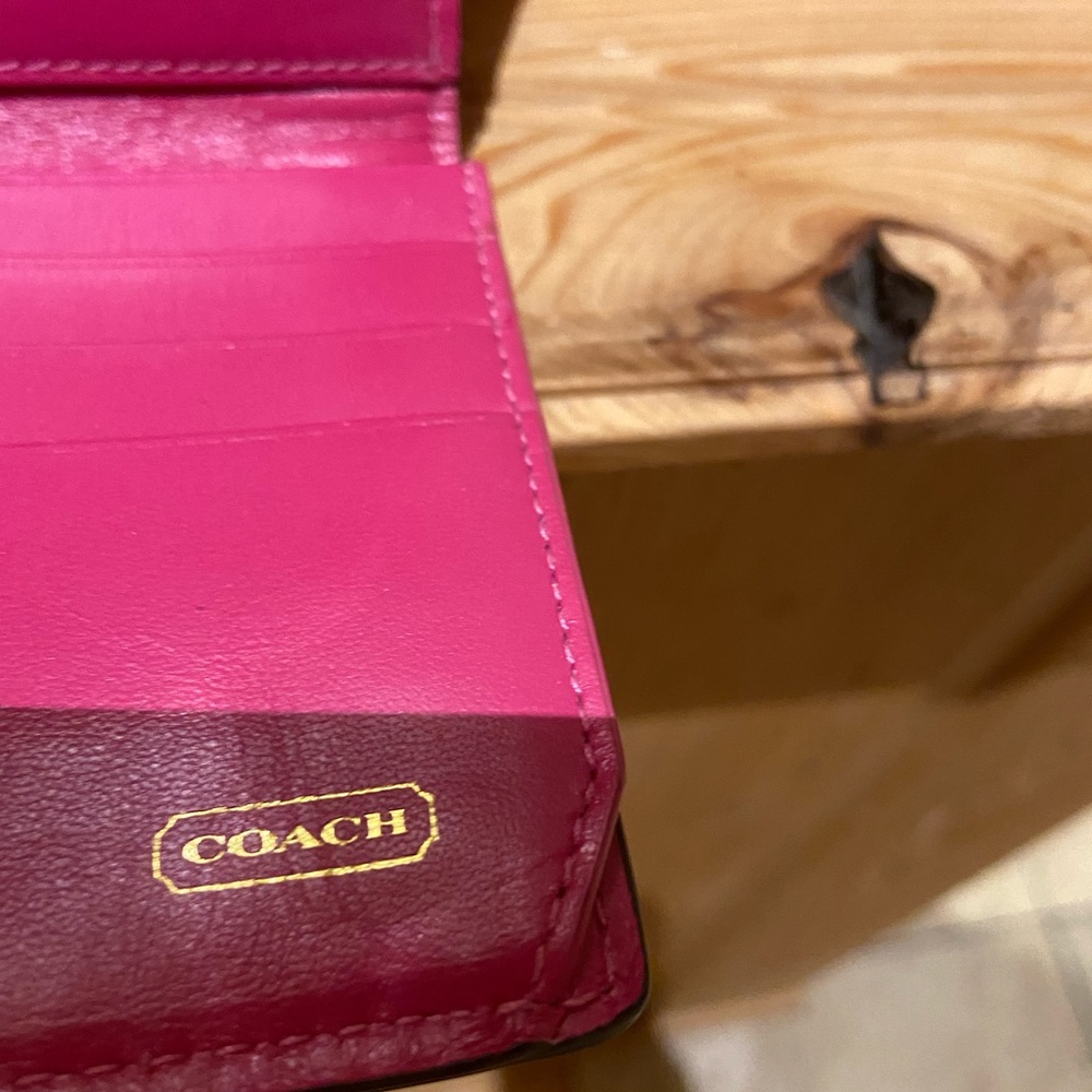 Authentic Leather Coach Wallat - image 2